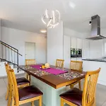 Nook Villa *